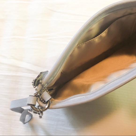 Coach clutch - Picture 3 of 3